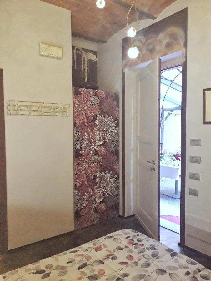 Cortiletto D'Alba Camere Con Ristorante Eksteriør bilde